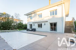 Maison à Mérignac (33700)