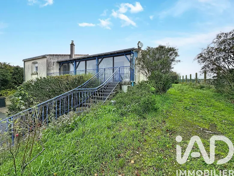 Maison 5 pièces 132 m² · à L'Île-d'Elle · 131,7 m² · 205 000 €