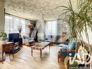 House at Maisons-Laffitte (78600)