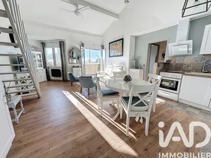 Apartment at Sanary-sur-Mer (83110)