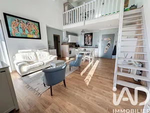 Apartment in Sanary-sur-Mer (83110)