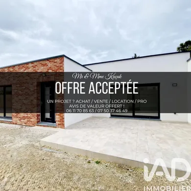 Maison à CORQUILLEROY (45120)