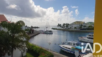 Duplex in Saint-François (97118)
