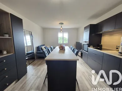 Appartement à Hyères (83400)