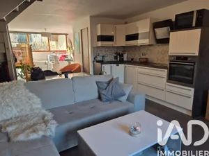 Triplex at Ornans (25290)