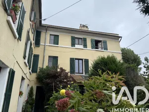 Apartment at Garches (92380)