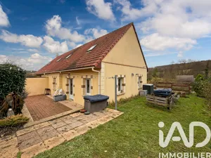 Detached house in La Celle St Cyr (89116)