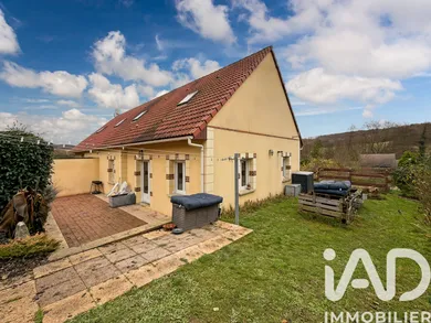 Detached house in La Celle St Cyr (89116)