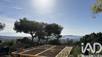 Apartment in Toulon (83200)