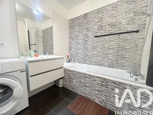 Apartment in Romainville (93230)