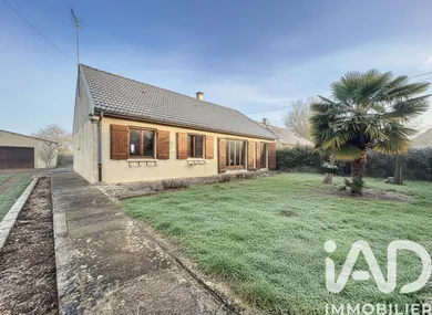 Maison traditionnelle à Hermé (77114)