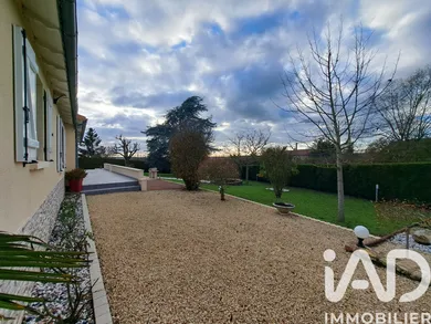 Detached house in Plaine-et-Vallées (79100)