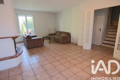 Maison à Savigny-le-Temple (77176)