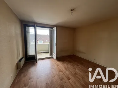 Apartment in Alençon (61000)