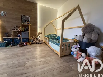 Maison à Périgny (94520)