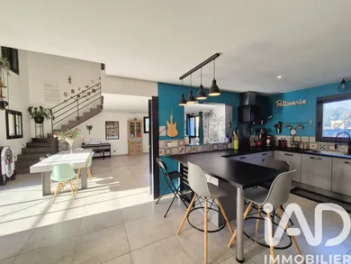 Maison à Aureille (13930)