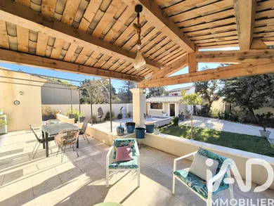 House in Aureille (13930)