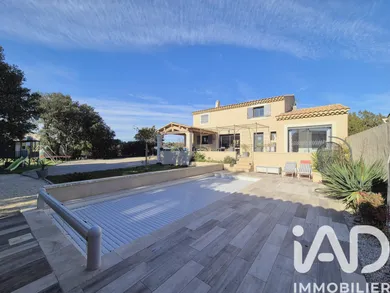 Maison à Aureille (13930)