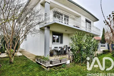 Maison à Meyzieu (69330)