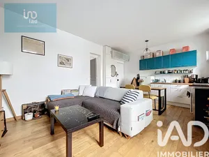 Apartment at Montreuil (93100)