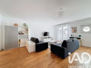 Apartment at Châtenay-Malabry (92290)