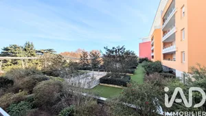 Apartment at Nîmes (30000)