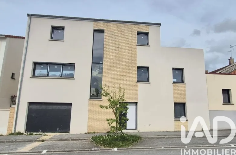 Maison 7 pièces 227 m² · à Witry-lès-Reims · 227 m² · 539 900 €