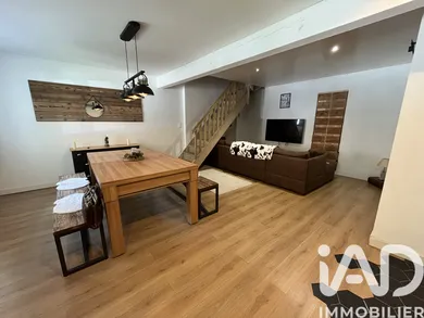 Maison de village à L'Hospitalet-près-l'Andorre (09390)