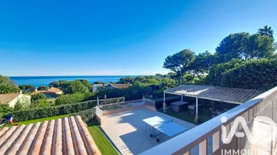 Maison à Roquebrune-sur-Argens (83380)