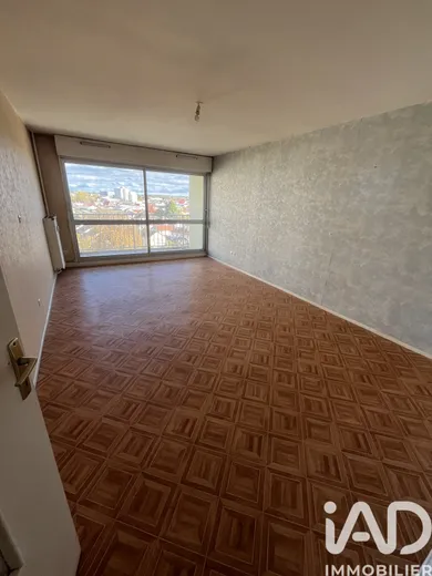 Appartement à Moulins (03000)
