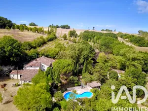 Mansion at saint clair (82400)