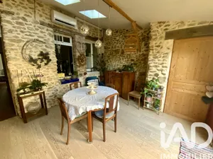 Townhouse at Saint-Arnoult-en-Yvelines (78730)