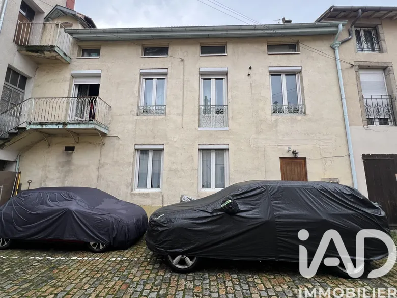 Maison 5 pièces 130 m² · à Rive-de-Gier · 130 m² · 110 000 €