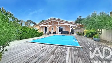 House in Arès (33740)