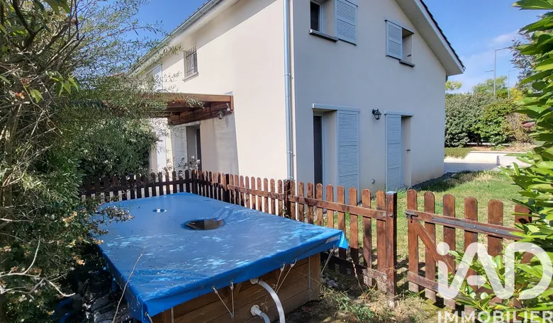Maison 6 pièces 92 m² · à Soucieu-en-Jarrest · 92 m² · 395 000 €
