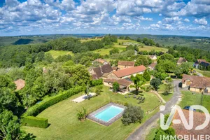 Maison à Les Eyzies (24620)