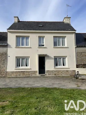 Maison à Sainte-Hélène (56700)