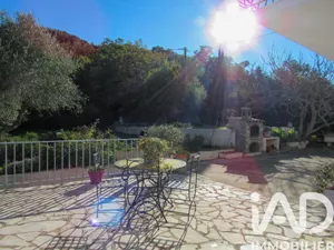 Maison traditionnelle à Les Adrets-de-l'Estérel (83600)