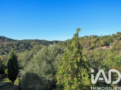 Maison traditionnelle à Les Adrets-de-l'Estérel (83600)