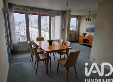 Apartment in Tours (37000)