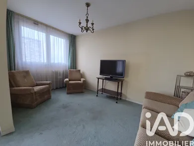 Apartment in Tours (37000)