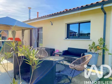 House in Renung (40270)