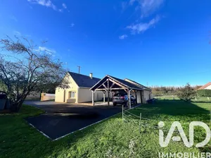 House at Saint-Mars-la-Brière (72470)