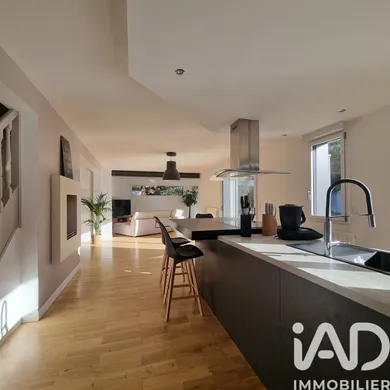 Maison à Chambray-lès-Tours (37170)