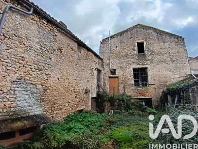 Immeuble à Airvault (79600)