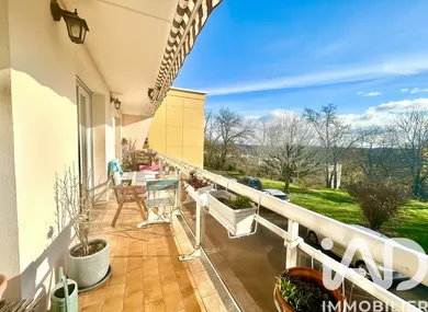 Appartement à Collonges-au-Mont-d'Or (69660)