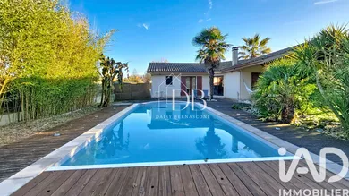 House at Martillac (33650)