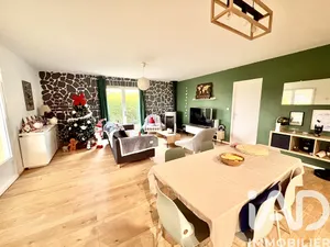 House at Puceul (44390)