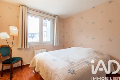 Apartment in Villepreux (78450)