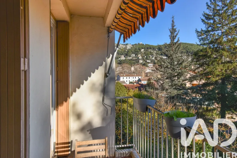 Appartement 5 pièces 96 m² · à Auriol · 96 m² · 298 000 €